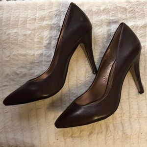 BCBGeneration Brown Leather Pumps
